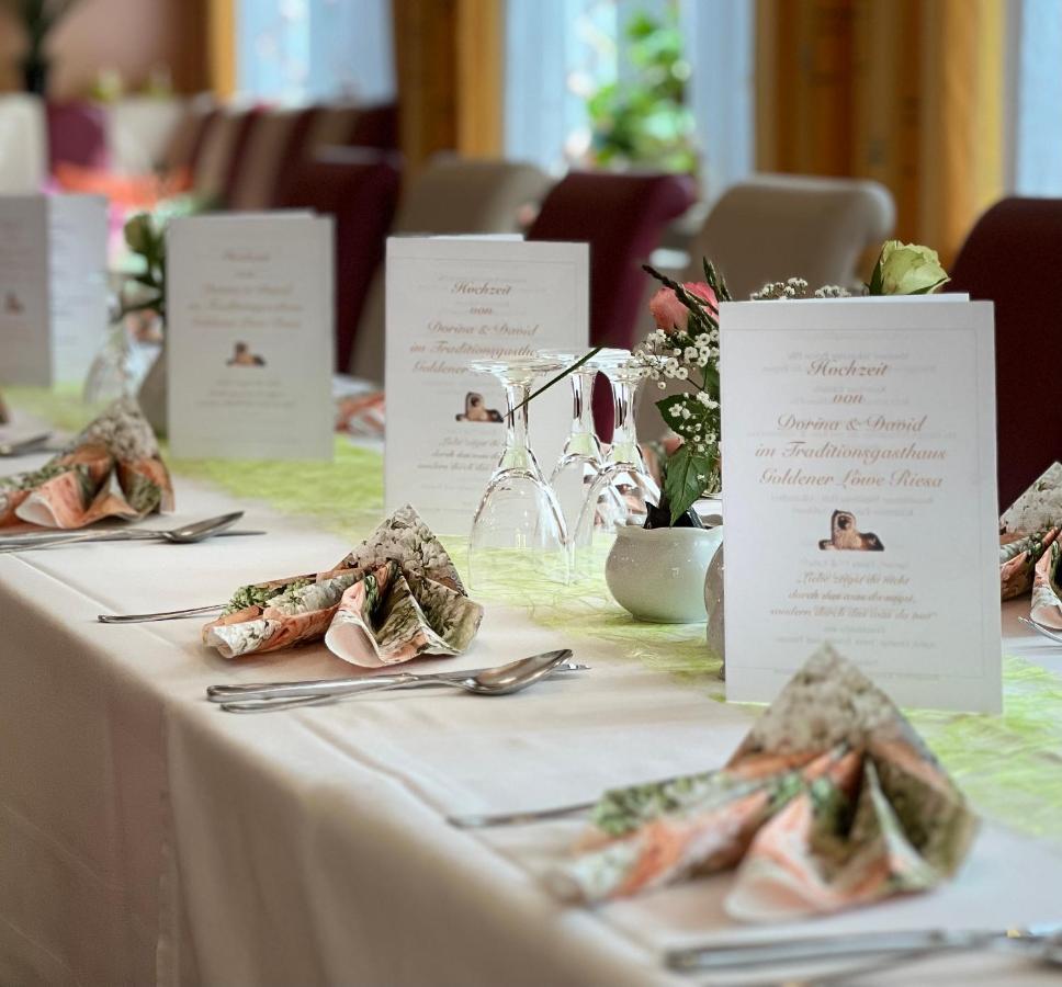 Traditionsgasthaus Goldener Loewe Riesa Restaurant & Pension מראה חיצוני תמונה