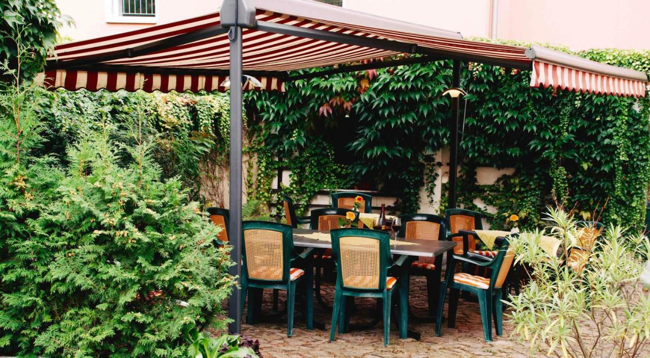 Traditionsgasthaus Goldener Loewe Riesa Restaurant & Pension מראה חיצוני תמונה
